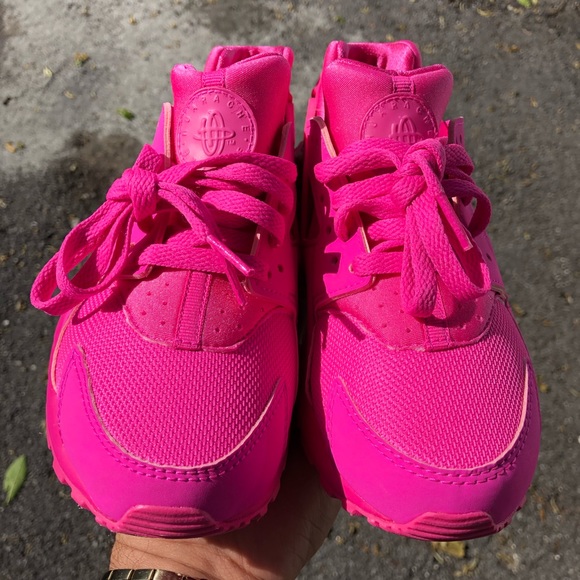 laser fuchsia huarache
